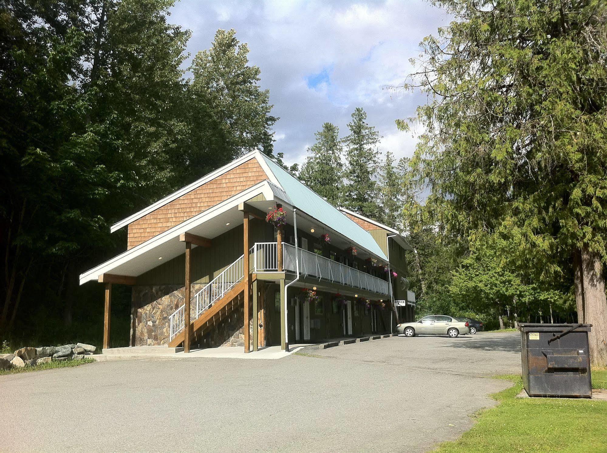 The Hitching Post Motel Pemberton Exterior foto