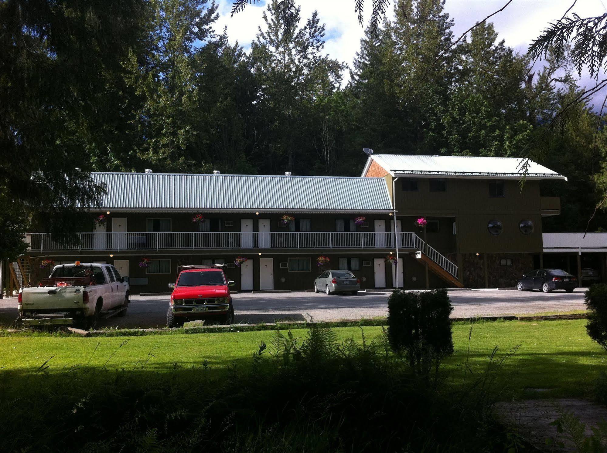 The Hitching Post Motel Pemberton Exterior foto
